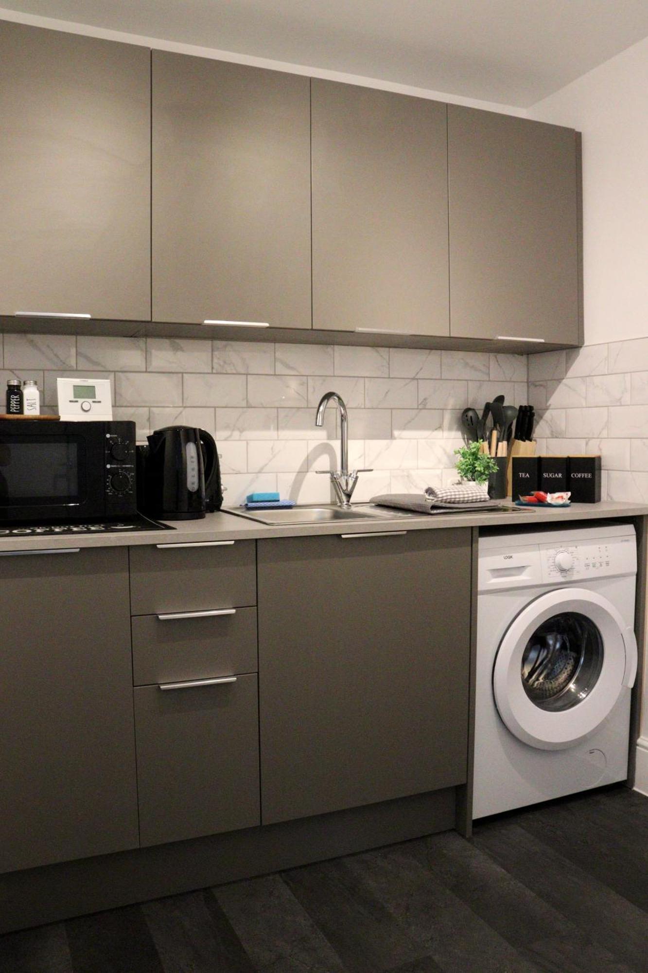 Brand New Modern Apartments Steps From Gloucester Quays Ngoại thất bức ảnh
